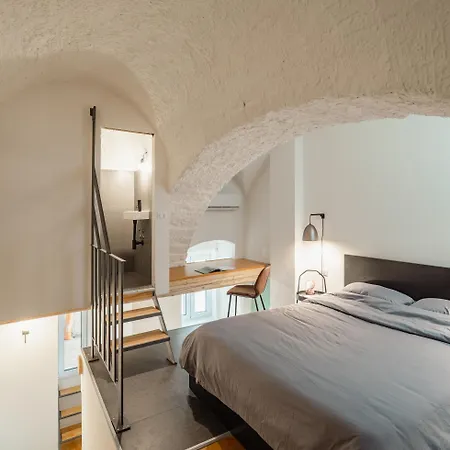 Casanostra Apartment *